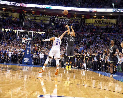 高光时刻：那些令人难忘的NBA瞬间的简单介绍